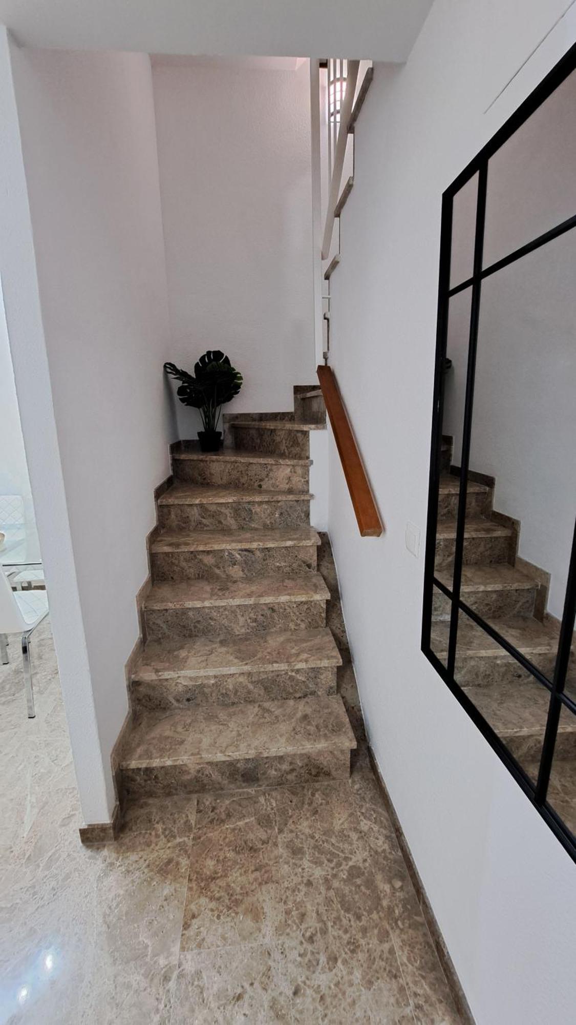 Apartamentos Maria Cristina Con Parking Gratis コルドバ エクステリア 写真