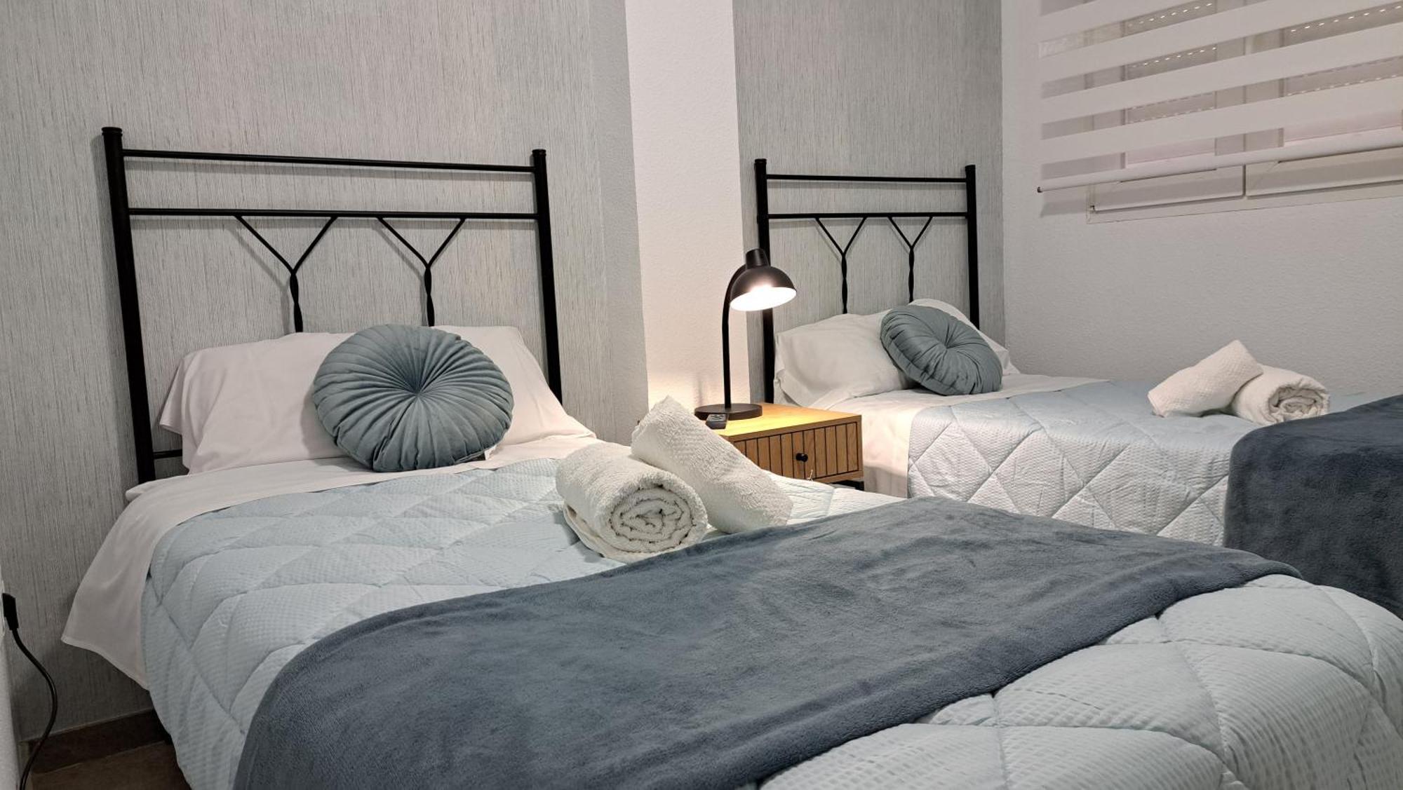 Apartamentos Maria Cristina Con Parking Gratis コルドバ 部屋 写真
